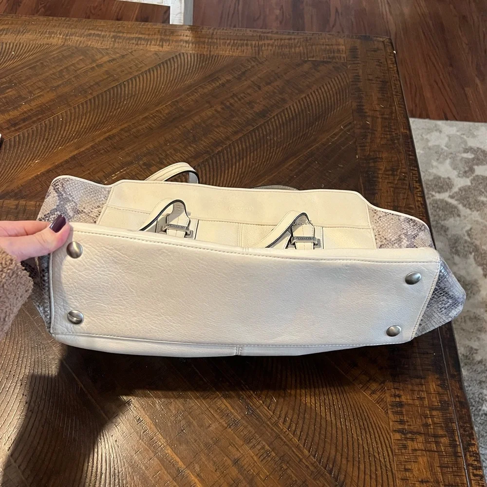 Coach Cream and Gray Tote Bag - Picture 6 of 6